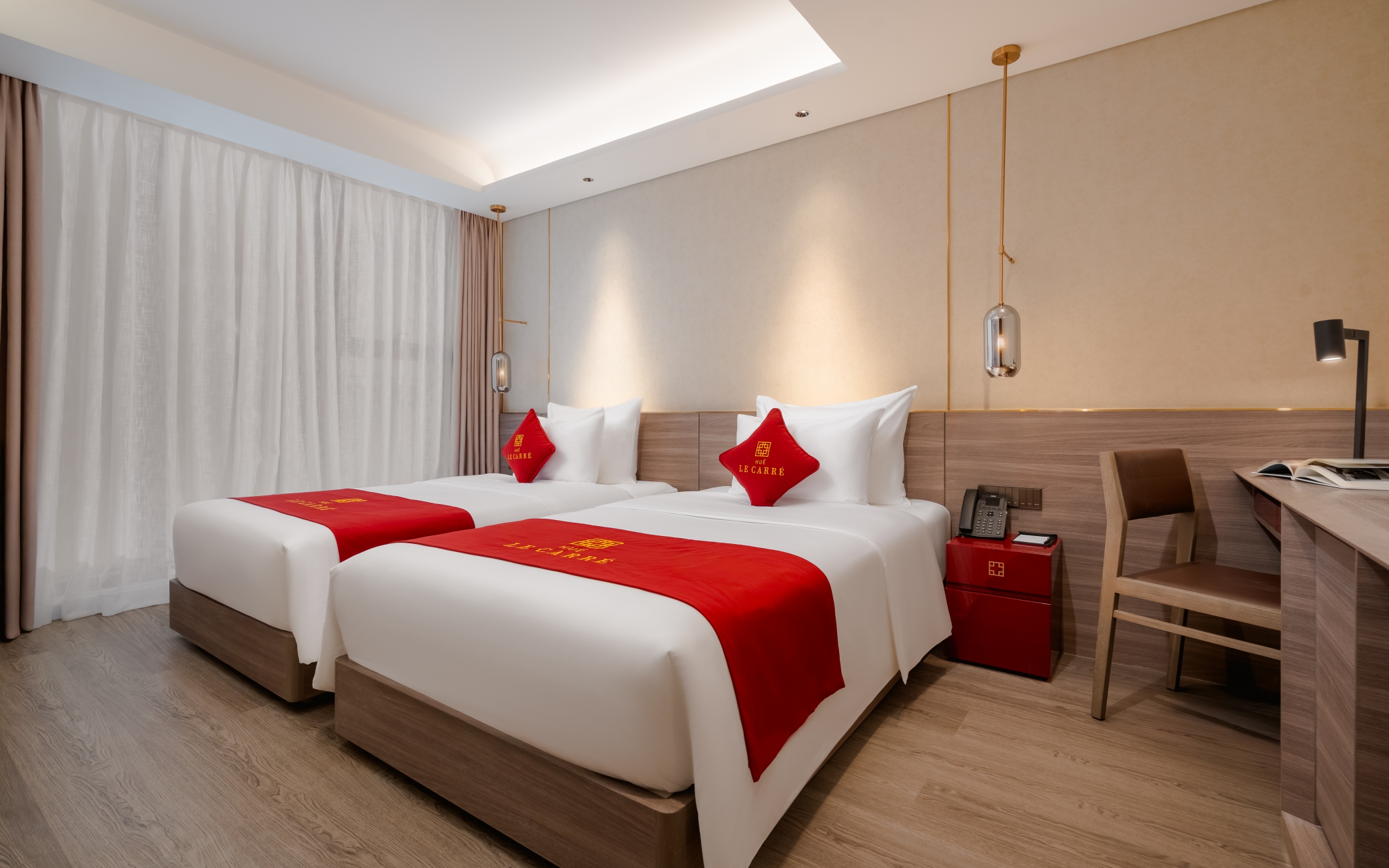 Deluxe Cozy Twin Room